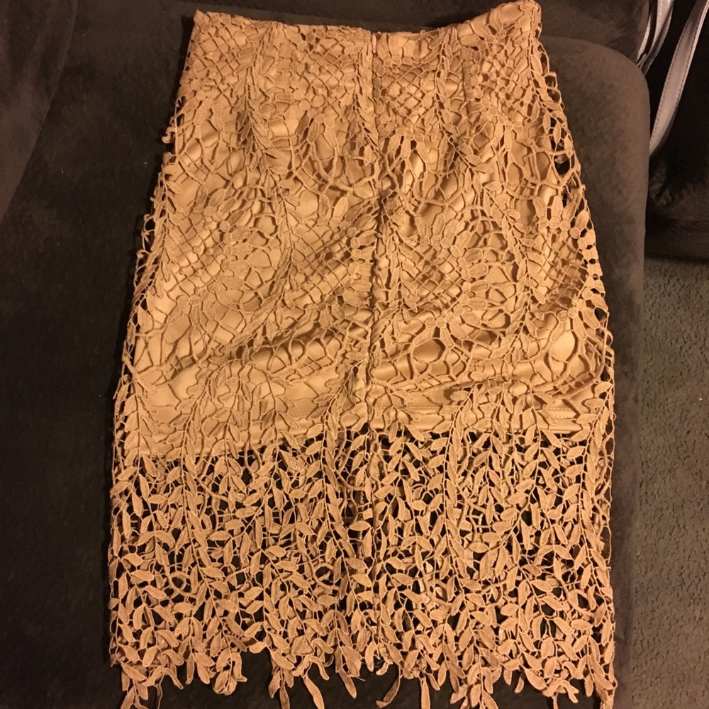 Lace Mocha 2pc Set - Picture 4 of 4